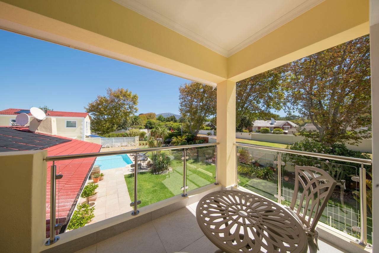 Constantia Cottages Экстерьер фото